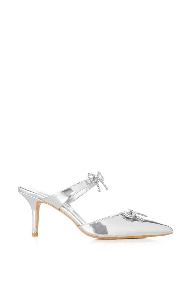 AZALEA WANG CHARLETTE SILVER PUMP