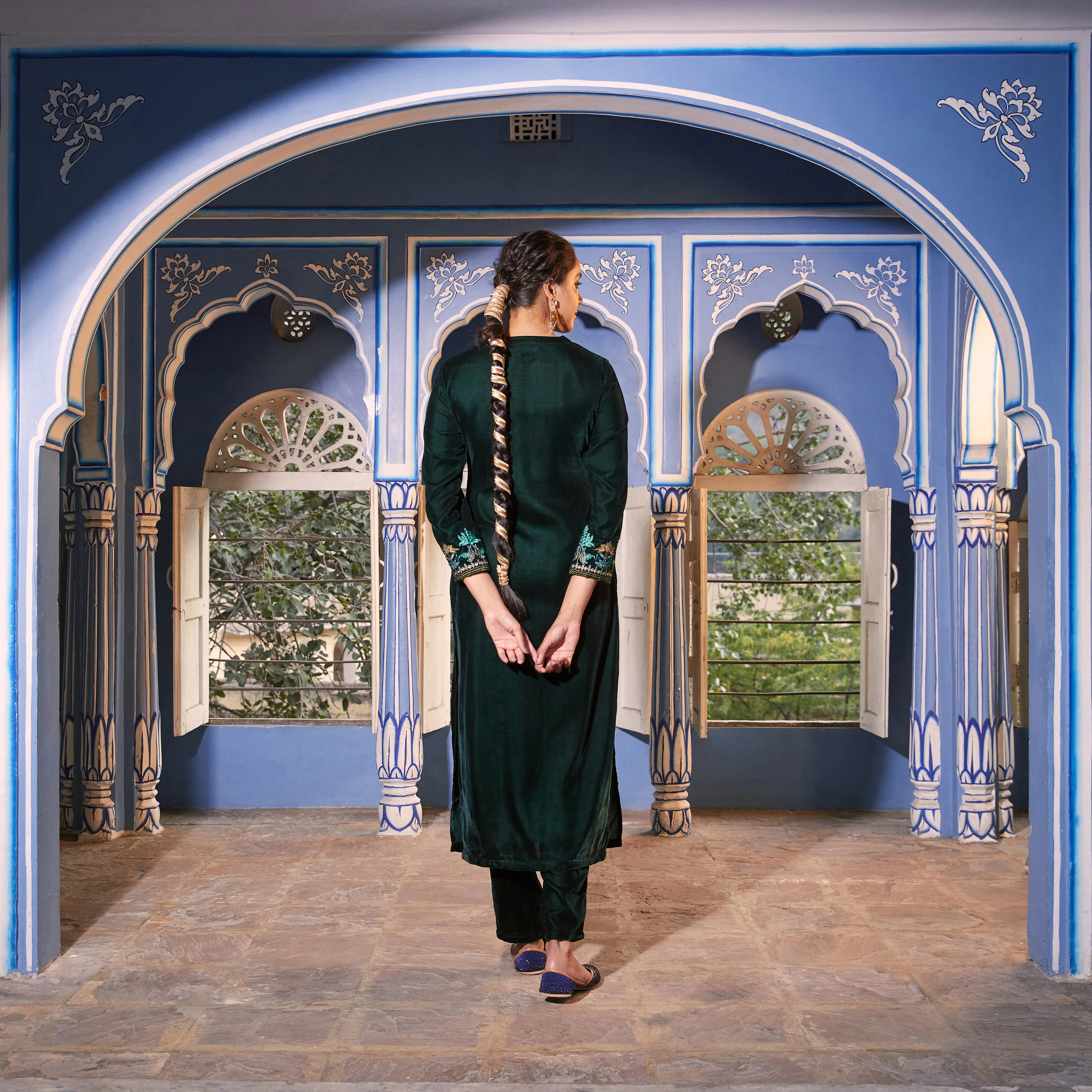 Emerald Green Velvet High Slit Zari Embroidered Kurta