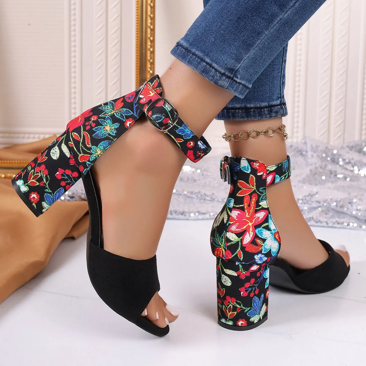 Flower printed color blocks chunky sandals