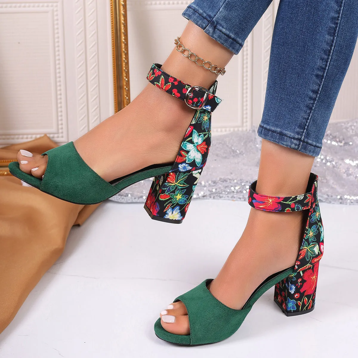 Flower printed color blocks chunky sandals