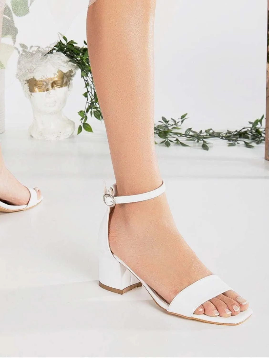 Iva Vegan Leather Low Heel | White