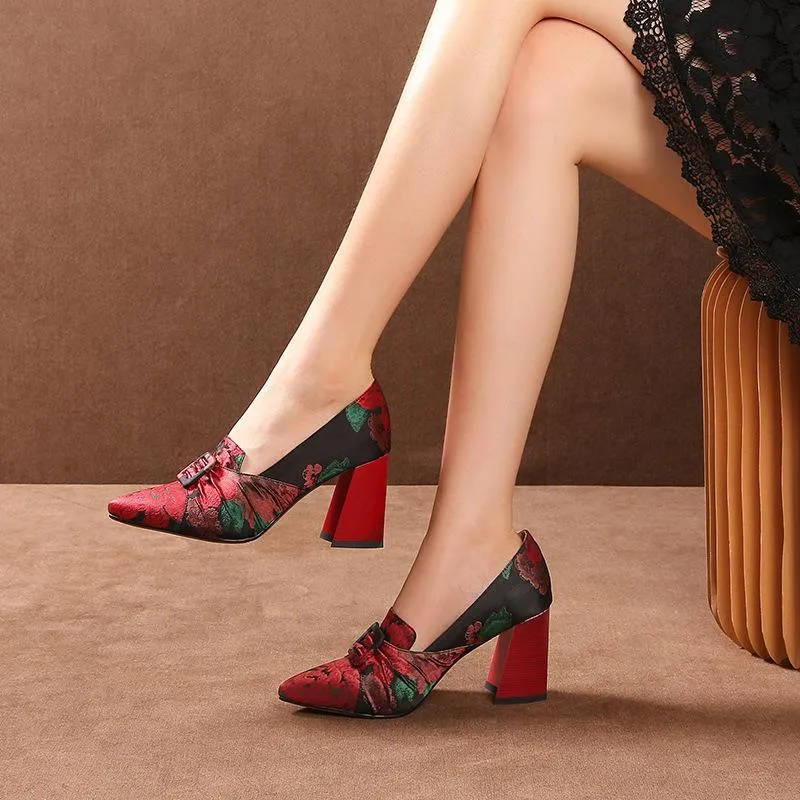 Women flower pointed toe buckle slip on chunky heels